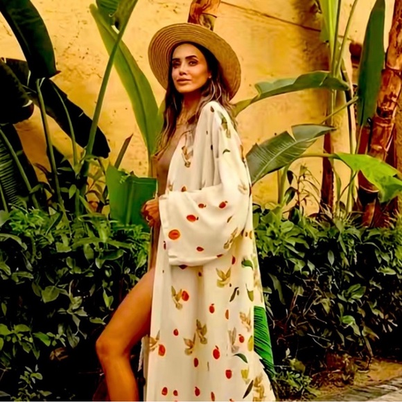 NWT BOHO All Over Print Cover Up beachwear KIMONO - Picture 2 of 4